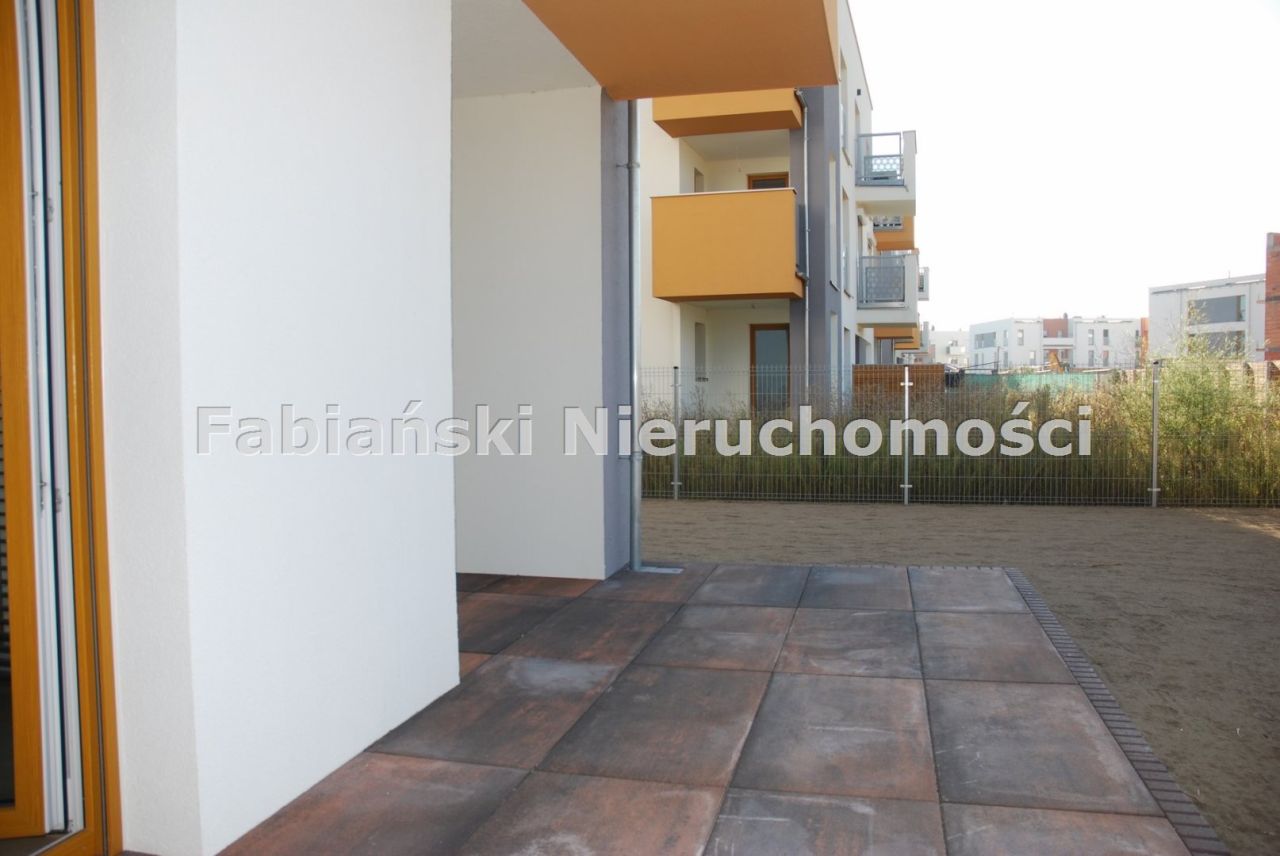 Mieszkanie 3-pokojowe Dopiewiec. Zdjęcie 3