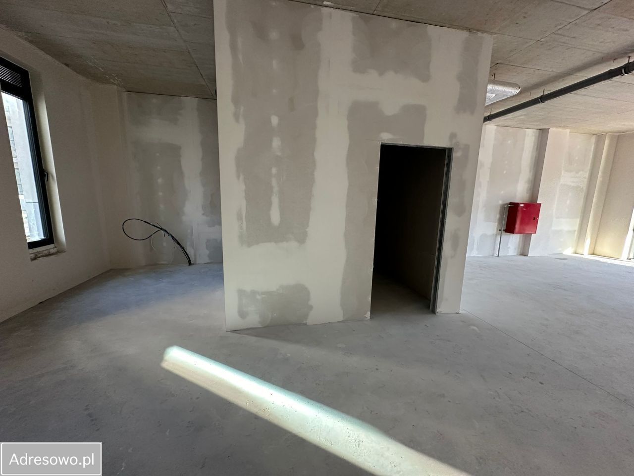 Lokal Katowice Śródmieście, ul. Strzelecka. Zdjęcie 3