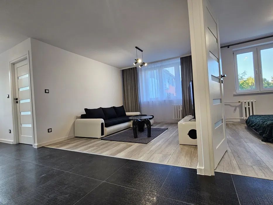 Mieszkanie 3-pokojowe Tarnobrzeg, ul. Skalna Góra. Zdjęcie 2