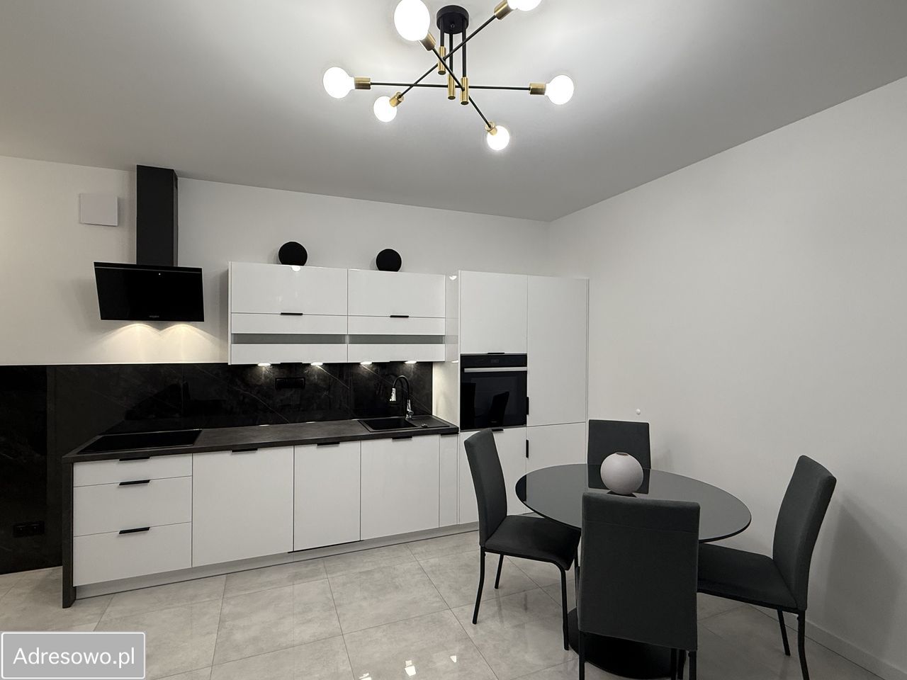 Mieszkanie 3-pokojowe Mrozy, ul. Graniczna. Zdjęcie 8