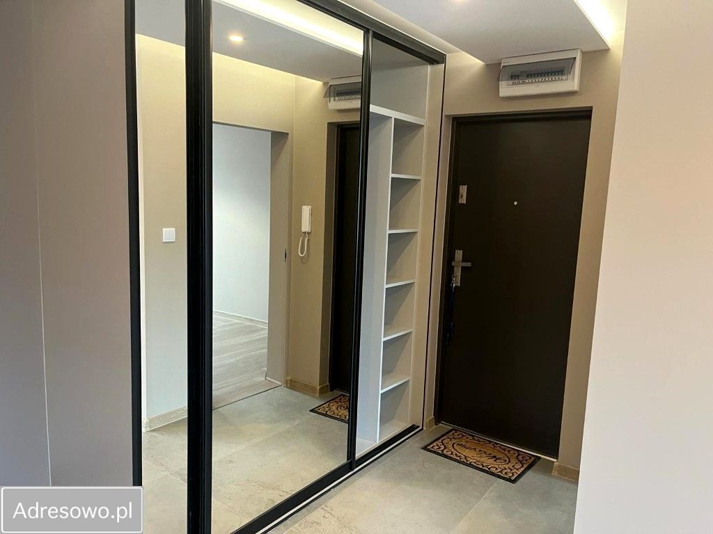 Mieszkanie 4-pokojowe Radom Młodzianów, ul. Świętokrzyska. Zdjęcie 2