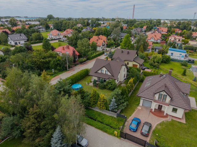 dom wolnostojący, 6 pokoi Pruszków. Zdjęcie 16