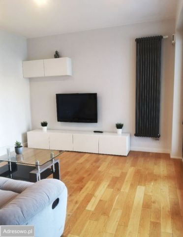 Mieszkanie 2-pokojowe Warszawa Stegny, ul. św. Bonifacego. Zdjęcie 1