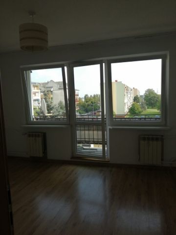 Mieszkanie 1-pokojowe Tomaszów Mazowiecki, ul. św. Antoniego. Zdjęcie 1