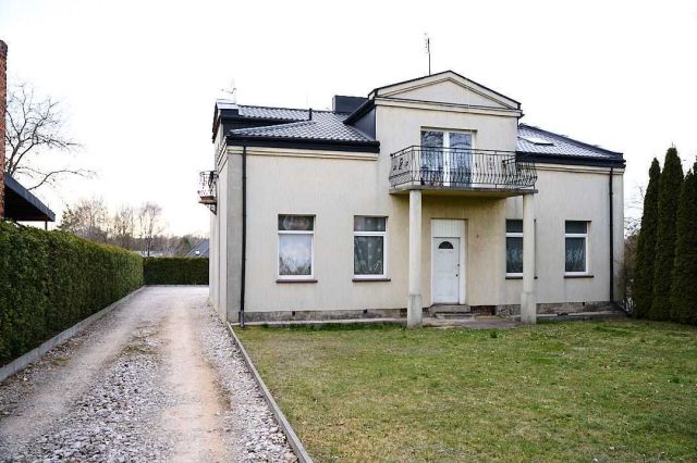 dom wolnostojący Radomsko, ul. Krakowska. Zdjęcie 1