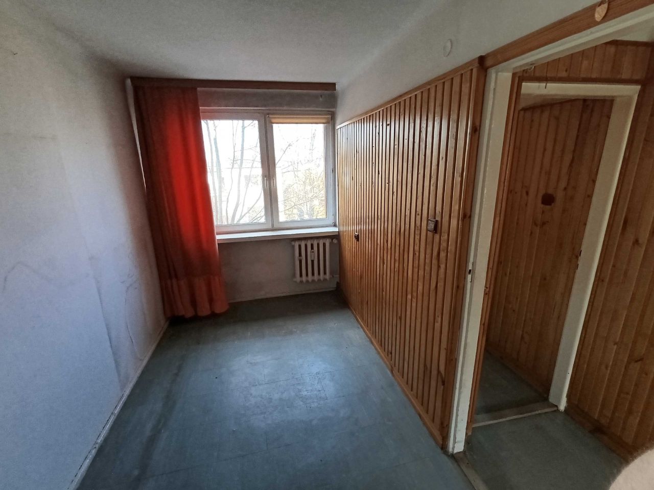 Mieszkanie 3-pokojowe Ostrowiec Świętokrzyski. Zdjęcie 1