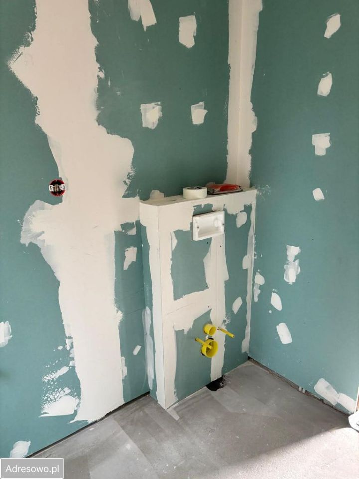 dom wolnostojący, 2 pokoje Paruchy. Zdjęcie 19