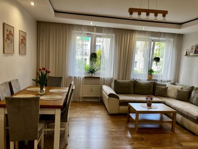 Mieszkanie 2-pokojowe Knurów, ul. ks. Alojzego Koziełka. Zdjęcie 1