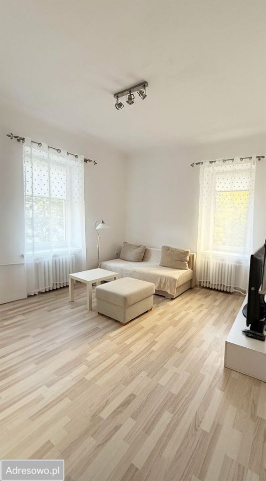 Mieszkanie 3-pokojowe Warszawa Wola, al. Jana Pawła II. Zdjęcie 3