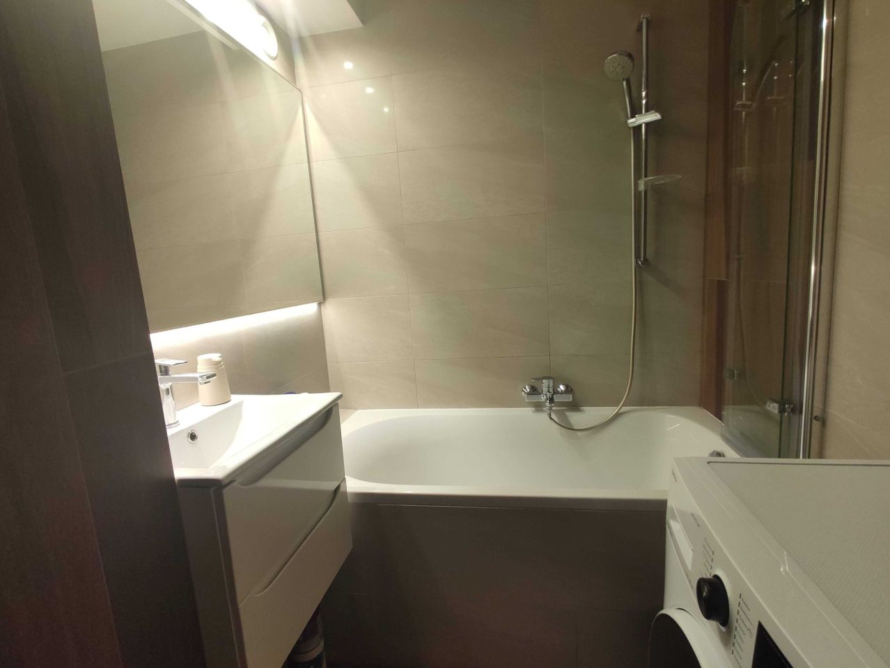 Mieszkanie 3-pokojowe Tychy. Zdjęcie 5