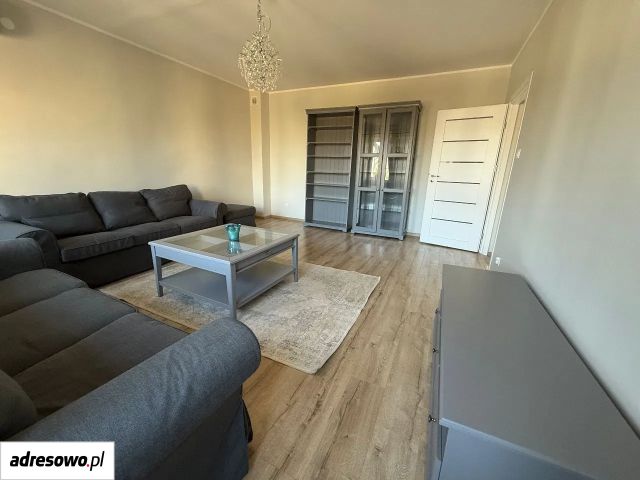 Mieszkanie 3-pokojowe Skierniewice, ul. Artura Wittenberga. Zdjęcie 1