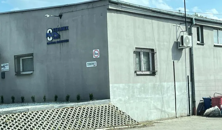 Hala/magazyn Kalisz, Zlota