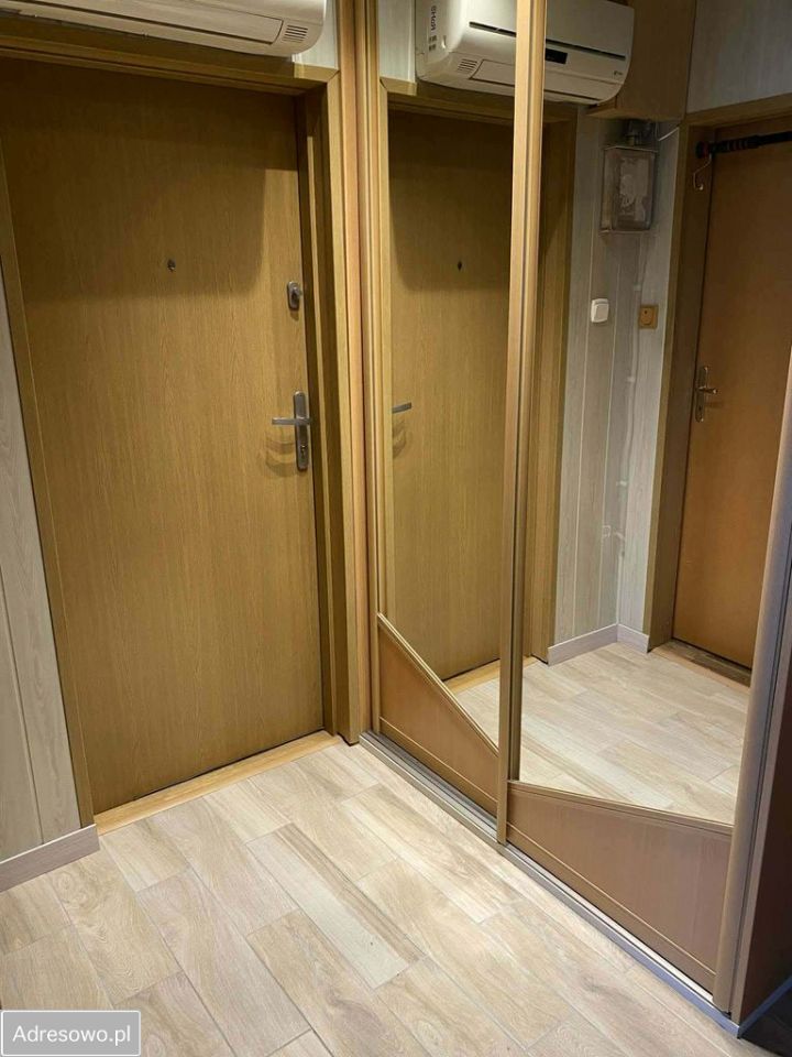 Mieszkanie 3-pokojowe Warszawa Włochy, al. Dwudziestolatków. Zdjęcie 3