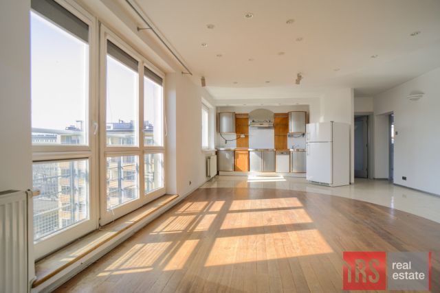 Mieszkanie 3-pokojowe Warszawa Ochota, ul. Ludwika Pasteura. Zdjęcie 1