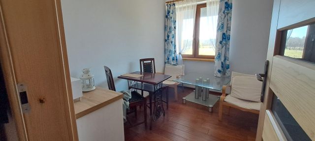 dom wolnostojący, 6 pokoi Chorągwica Krzewiny. Zdjęcie 7