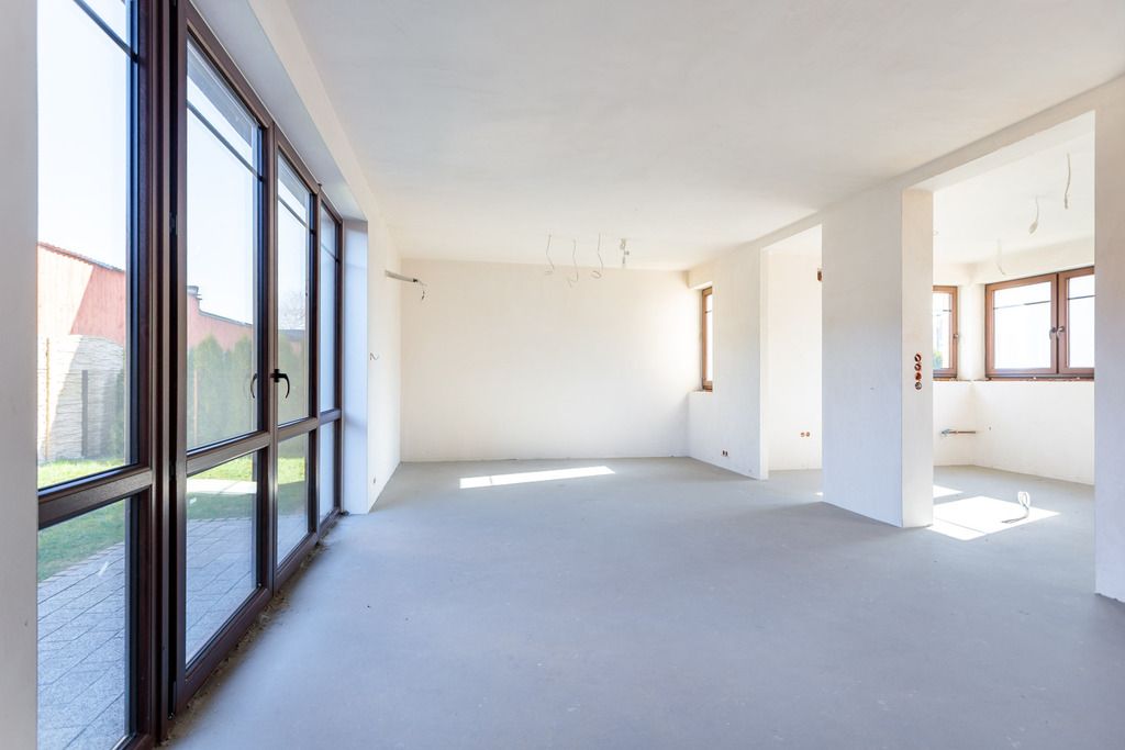 dom szeregowy, 6 pokoi Warszawa Wawer. Zdjęcie 2