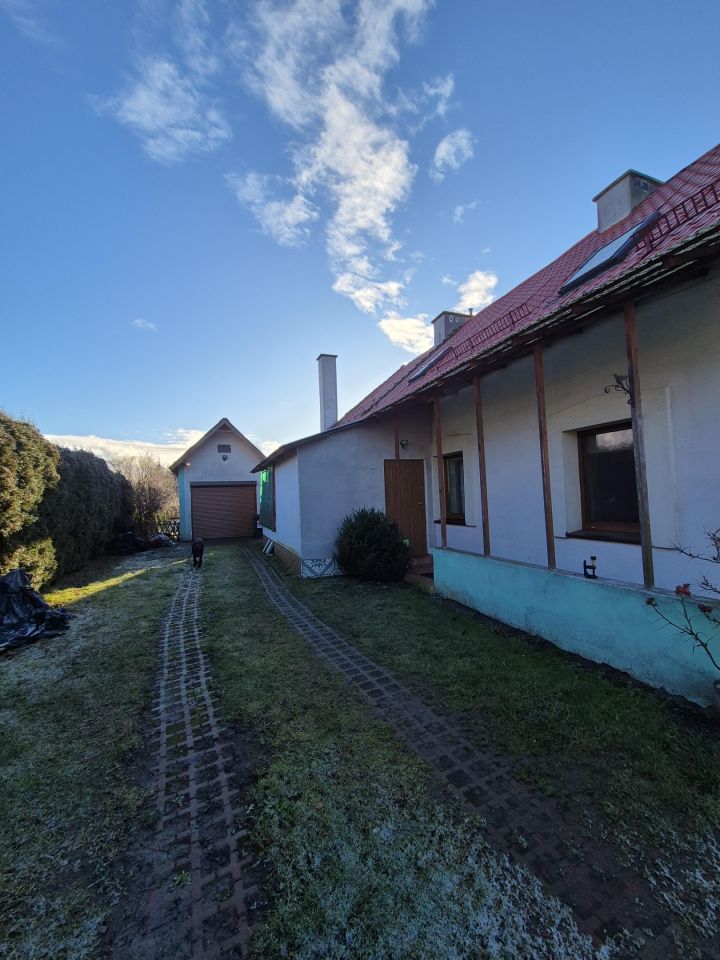 dom wolnostojący, 8 pokoi Radzieje, ul. Kościelna. Zdjęcie 3