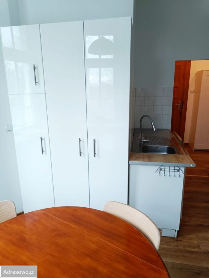 Mieszkanie 3-pokojowe Bierutów, ul. Kolejowa. Zdjęcie 3