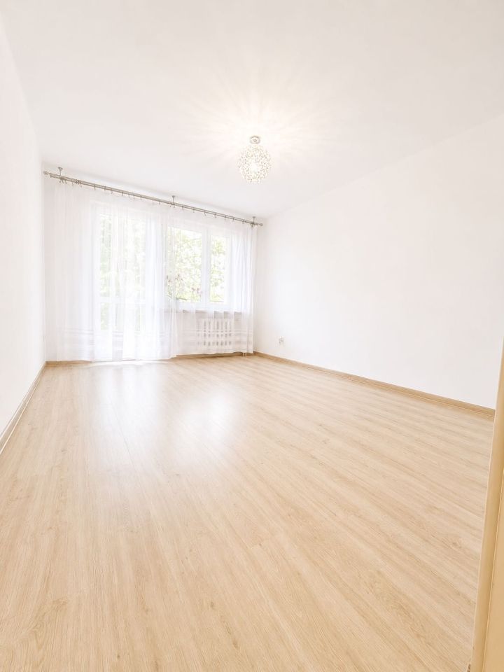Mieszkanie 3-pokojowe Tarnów, ul. Kazimierza Pułaskiego. Zdjęcie 1