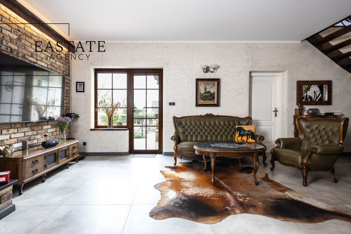 dom wolnostojący, 5 pokoi Sienno. Zdjęcie 4