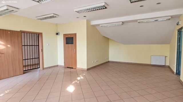 Lokal Krynica Morska, ul. Gdańska. Zdjęcie 7
