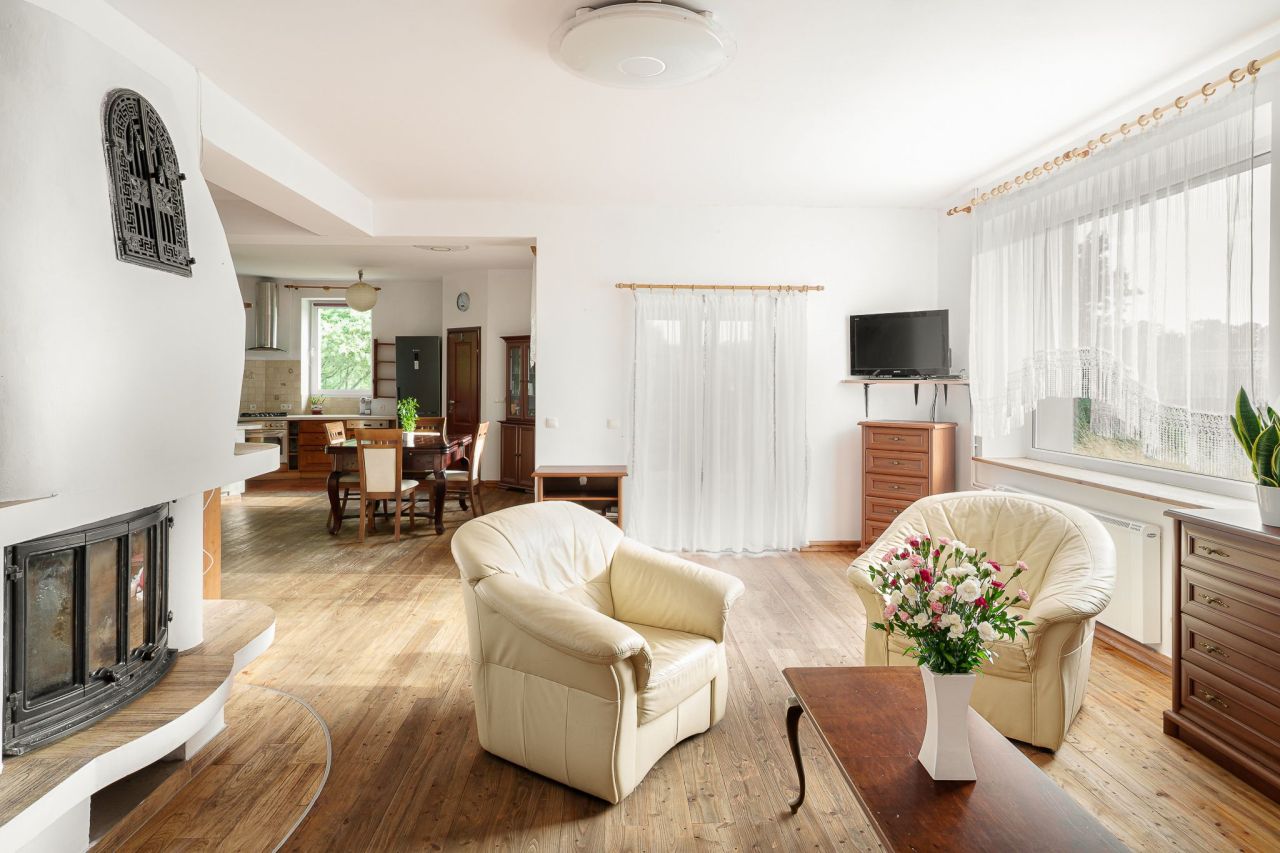 dom wolnostojący, 7 pokoi Murowana Goślina. Zdjęcie 5