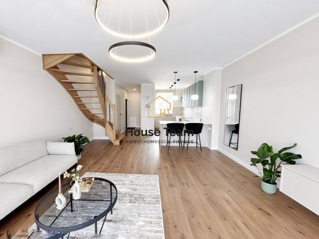 Mieszkanie 4-pokojowe Łochowo. Zdjęcie 1