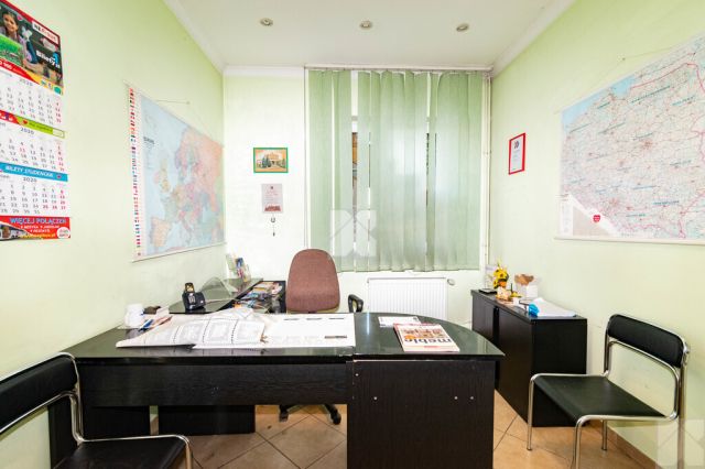 dom wolnostojący, 7 pokoi Lesko, ul. Kościuszki. Zdjęcie 17