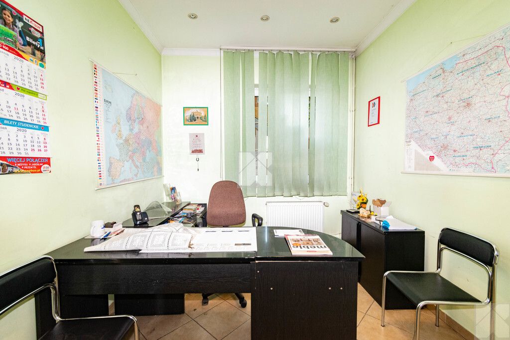 dom wolnostojący, 7 pokoi Lesko, ul. Kościuszki. Zdjęcie 17