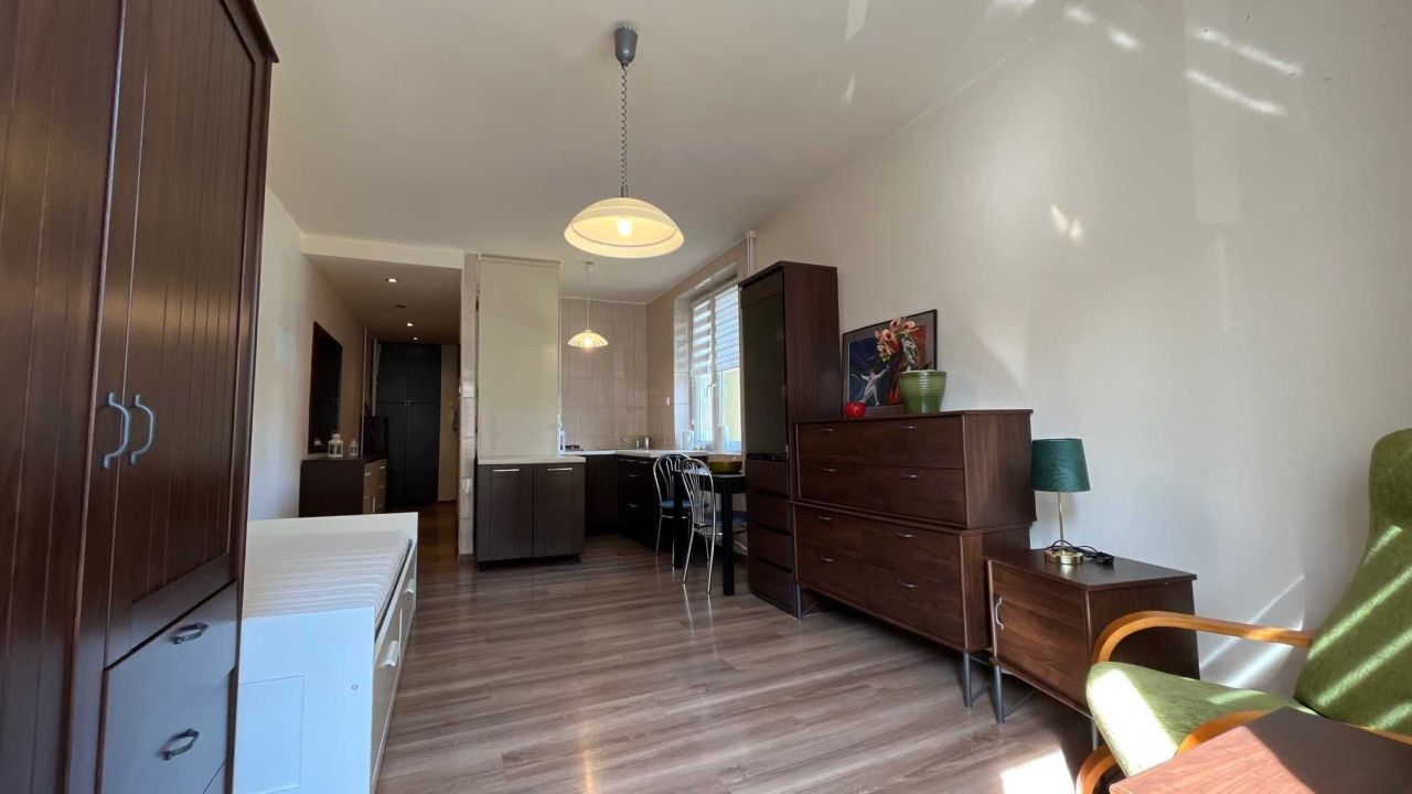 Mieszkanie 1-pokojowe Tychy, pl. Krzysztofa Kamila Baczyńskiego. Zdjęcie 2