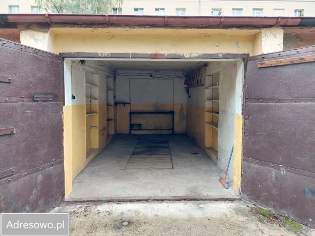 Garaż/miejsce parkingowe Katowice Koszutka, ul. Misjonarzy Oblatów MN. Zdjęcie 1