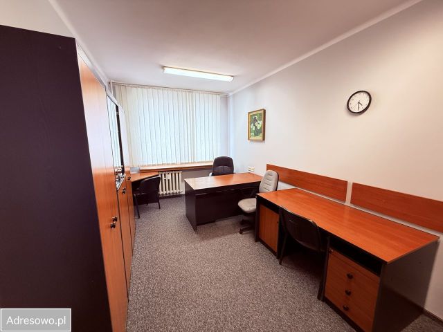 Biuro Częstochowa Tysiąclecie, al. Aleja Armii Krajowej. Zdjęcie 1
