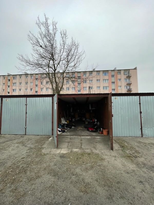 Garaż/miejsce parkingowe Głowno, ul. Juliusza Słowackiego. Zdjęcie 2