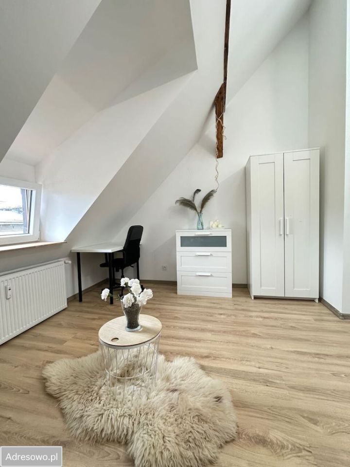 Mieszkanie 2-pokojowe Katowice Śródmieście, ul. ks. bp. Stanisława Adamskiego. Zdjęcie 5