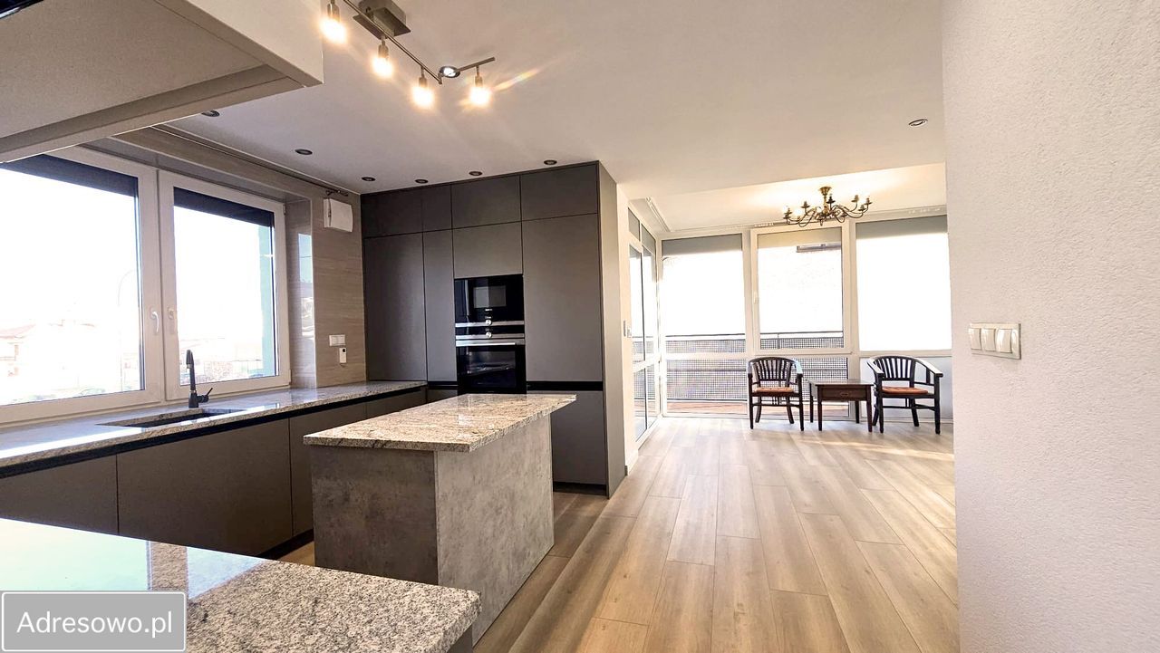 Mieszkanie 3-pokojowe Biłgoraj, ul. dra Jana Kowalskiego. Zdjęcie 1