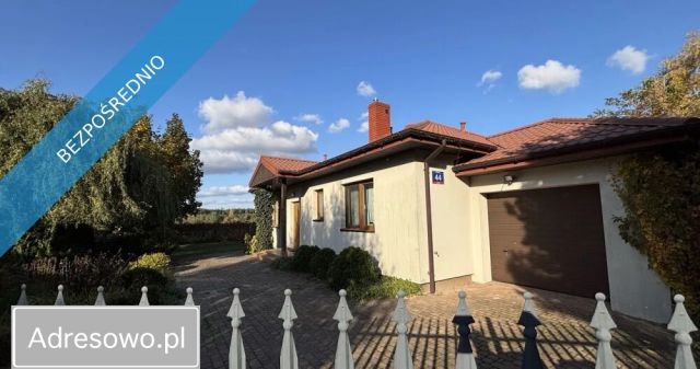 dom wolnostojący, 4 pokoje Błędowo. Zdjęcie 1