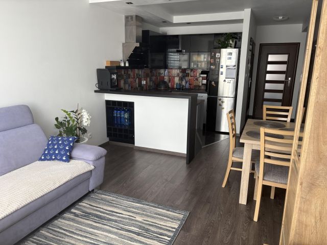 Mieszkanie 4-pokojowe Wrocław Stabłowice, ul. Olbrachtowska. Zdjęcie 1