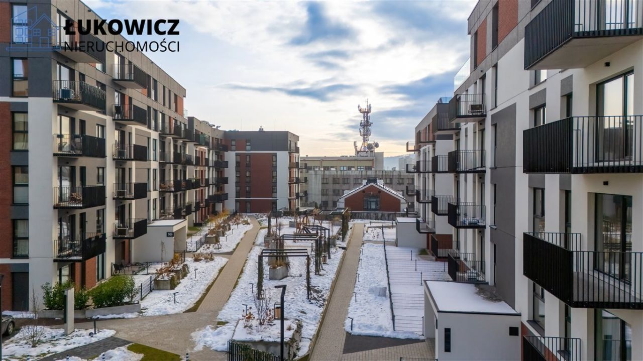 Mieszkanie 2-pokojowe Bielsko-Biała. Zdjęcie 2