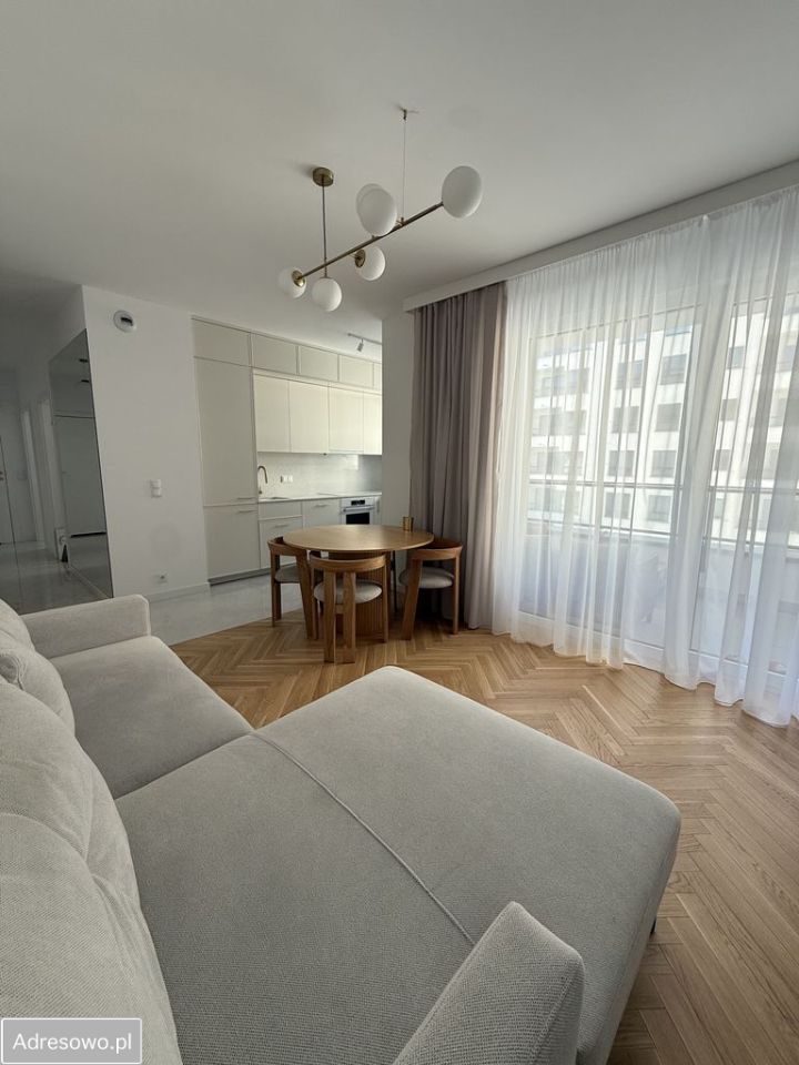 Mieszkanie 3-pokojowe Warszawa Włochy, ul. Równoległa. Zdjęcie 3