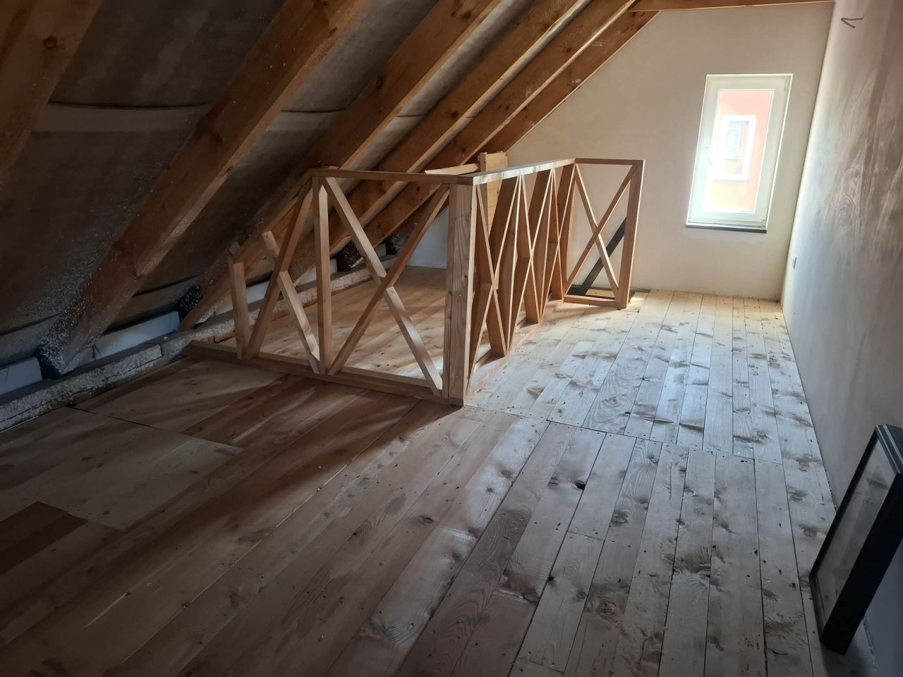 dom wolnostojący, 4 pokoje Uraz, ul. Portowa. Zdjęcie 12