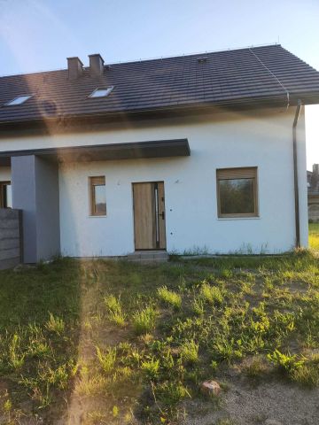 bliźniak Kobylin. Zdjęcie 1