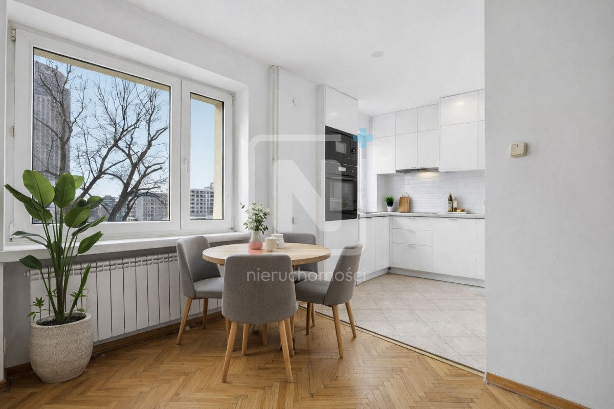 Mieszkanie 3-pokojowe Warszawa Wola, ul. Żelazna. Zdjęcie 3