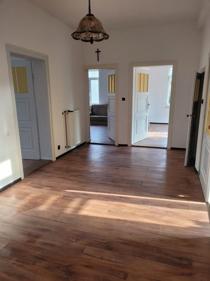 Mieszkanie 4-pokojowe Bardo. Zdjęcie 7