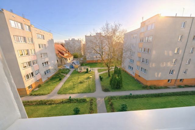 Mieszkanie 2-pokojowe Oleśnica Centrum, ul. Adama Mickiewicza. Zdjęcie 1