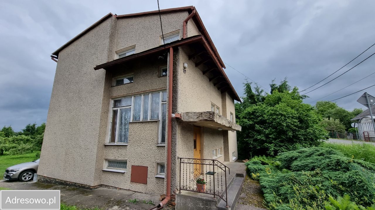 dom wolnostojący, 5 pokoi Sanok Dąbrówka Polska