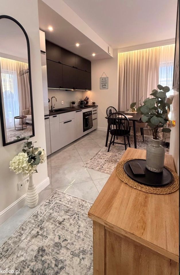 Mieszkanie 3-pokojowe Lesznowola. Zdjęcie 1