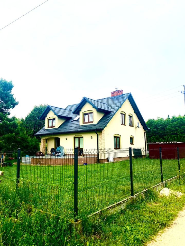 dom wolnostojący, 6 pokoi Jędrzejów, ul. Przemysłowa. Zdjęcie 2