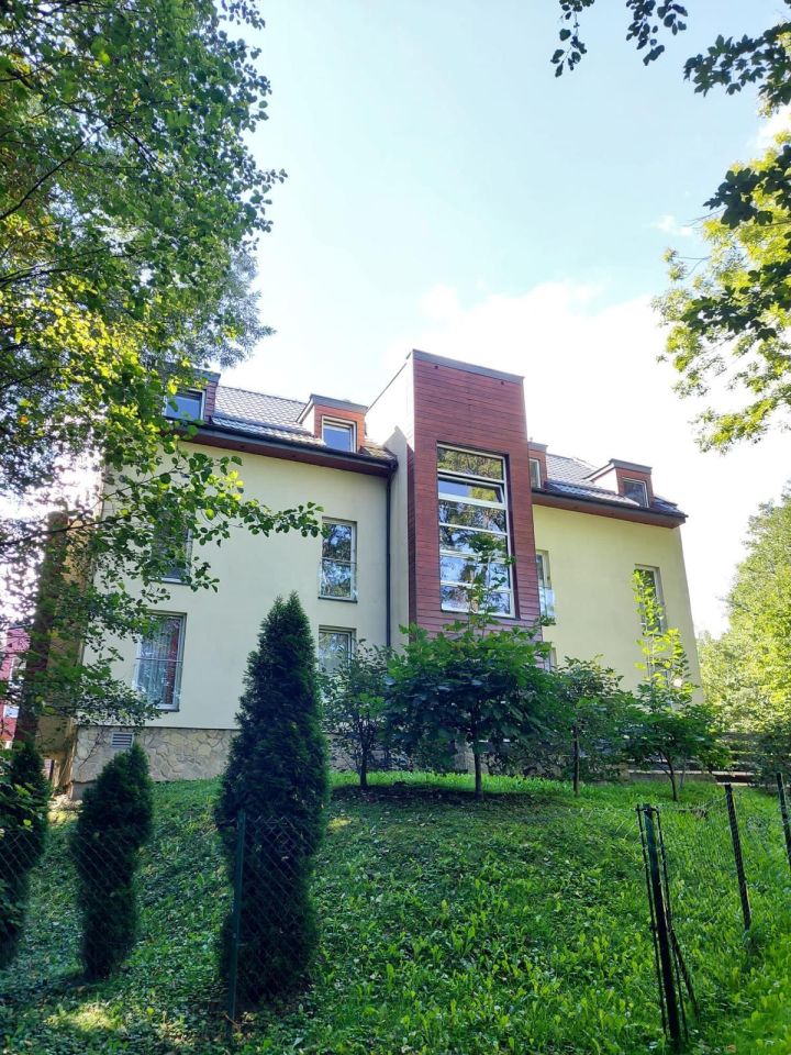Mieszkanie 3-pokojowe Bielsko-Biała Leszczyny, ul. Kukułek. Zdjęcie 2