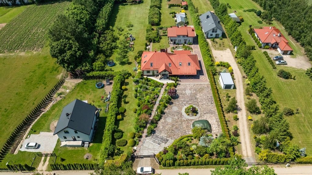 dom wolnostojący, 11 pokoi Rudzienice. Zdjęcie 30