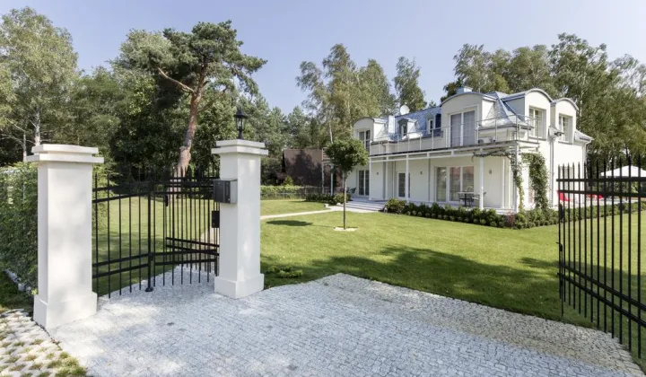 Hotel/pensjonat Nowy Lubiel, ul. Nadnarwiańska